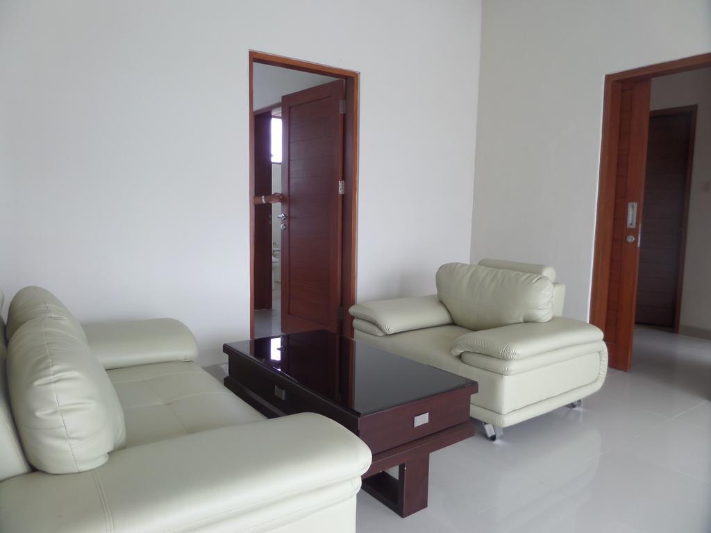 Royal Majesty Villas Kuta  Exterior photo