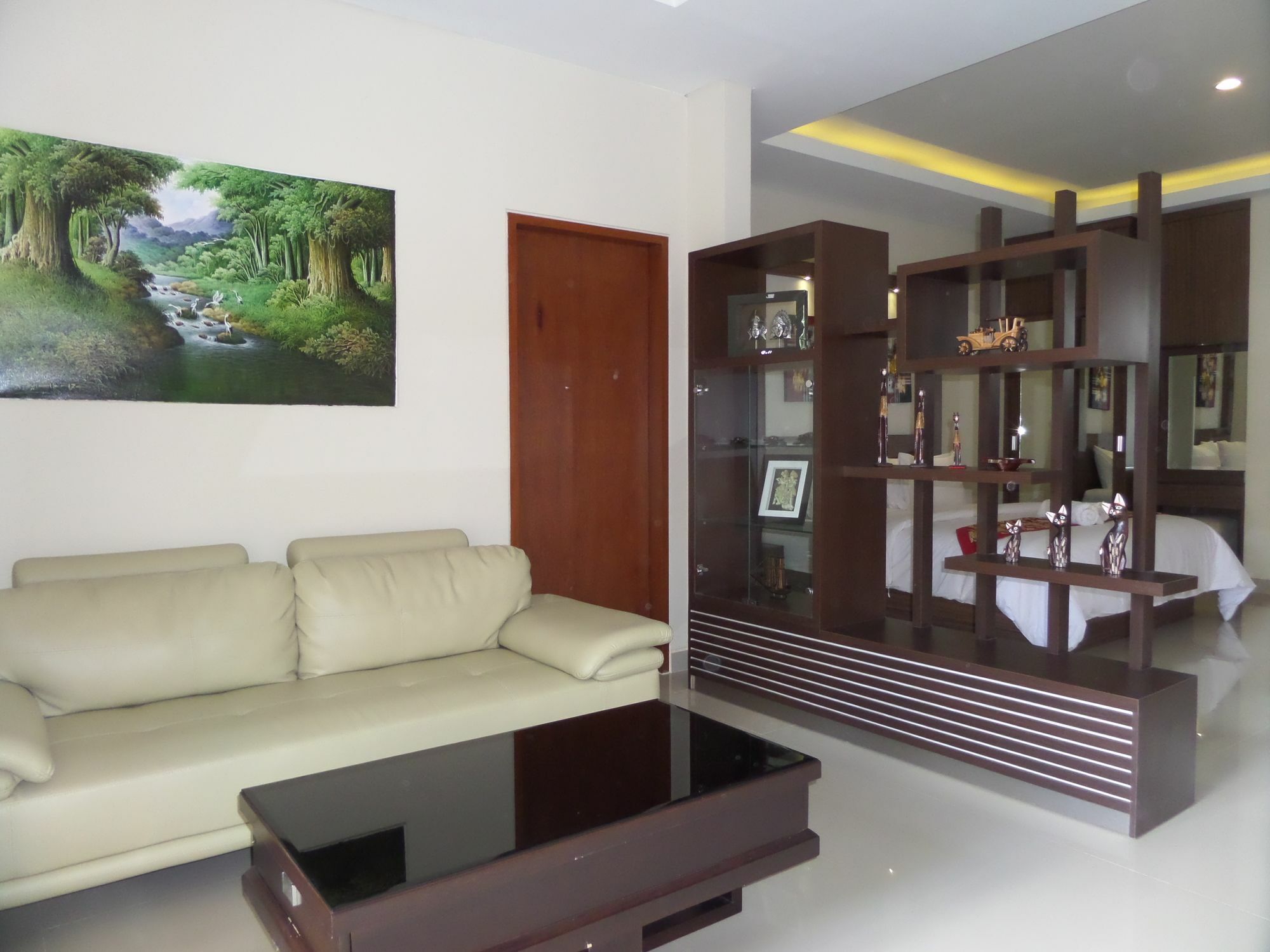 Royal Majesty Villas Kuta  Exterior photo